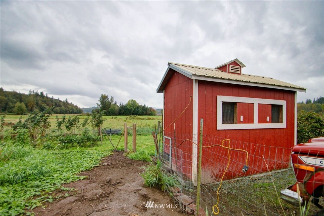 13278 Beaver Lake Road Mount Vernon, WA 98273 - Photo 36 of 40 Gallery Image 36