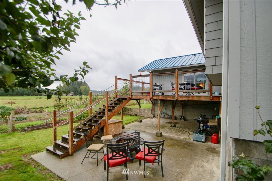13278 Beaver Lake Road Mount Vernon, WA 98273 - Photo 6 of 40 Gallery Image 6