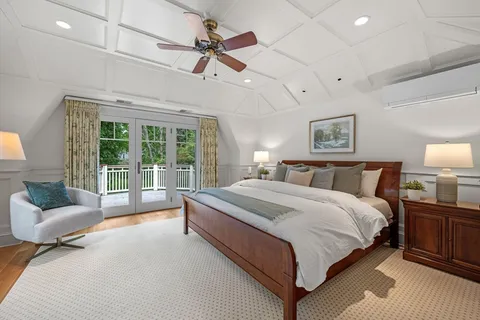 $2,450,000 | 20 Elmwood Road, Marblehead, MA 01945