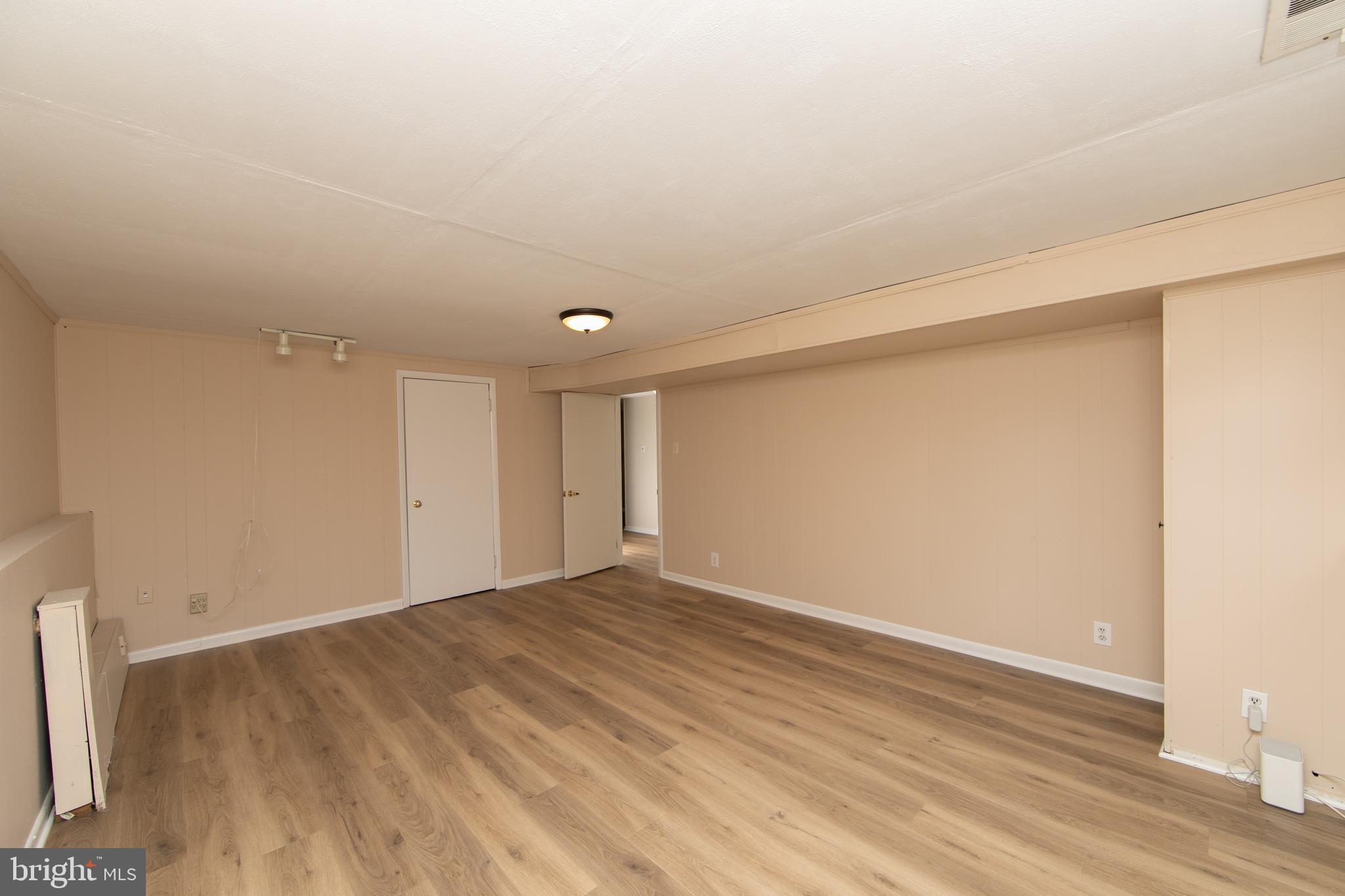 809 Charleston Road Mount Laurel, NJ 08054 - Photo 28 of 39 Lower level