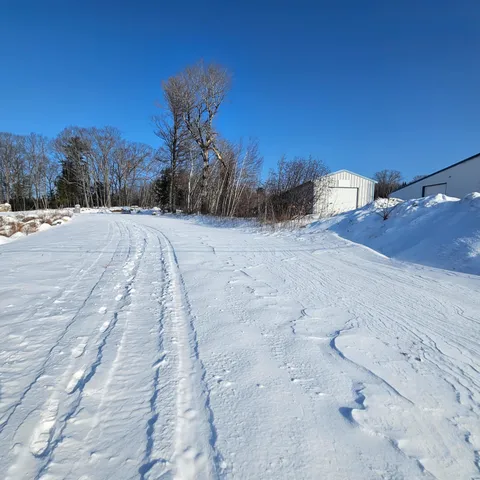 $139,900 | 5 Grindstone Road, Medway, ME 04460