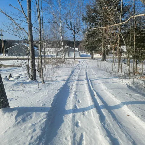 $139,900 | 5 Grindstone Road, Medway, ME 04460