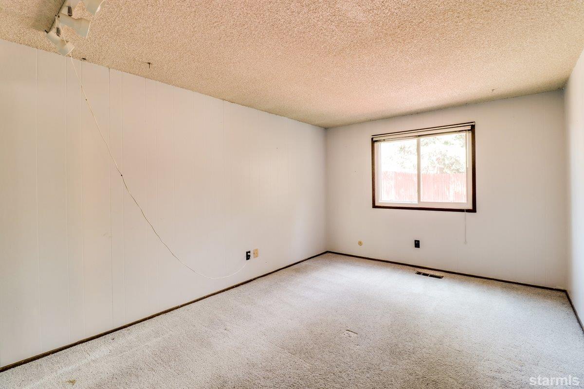 1765 Stardust Street Reno, NV 89503 - Photo 24 of 35
