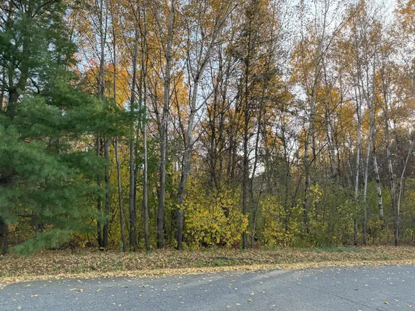 $49,900 | Lot 22 Short Ridge Estates, Eau Claire, WI 54701