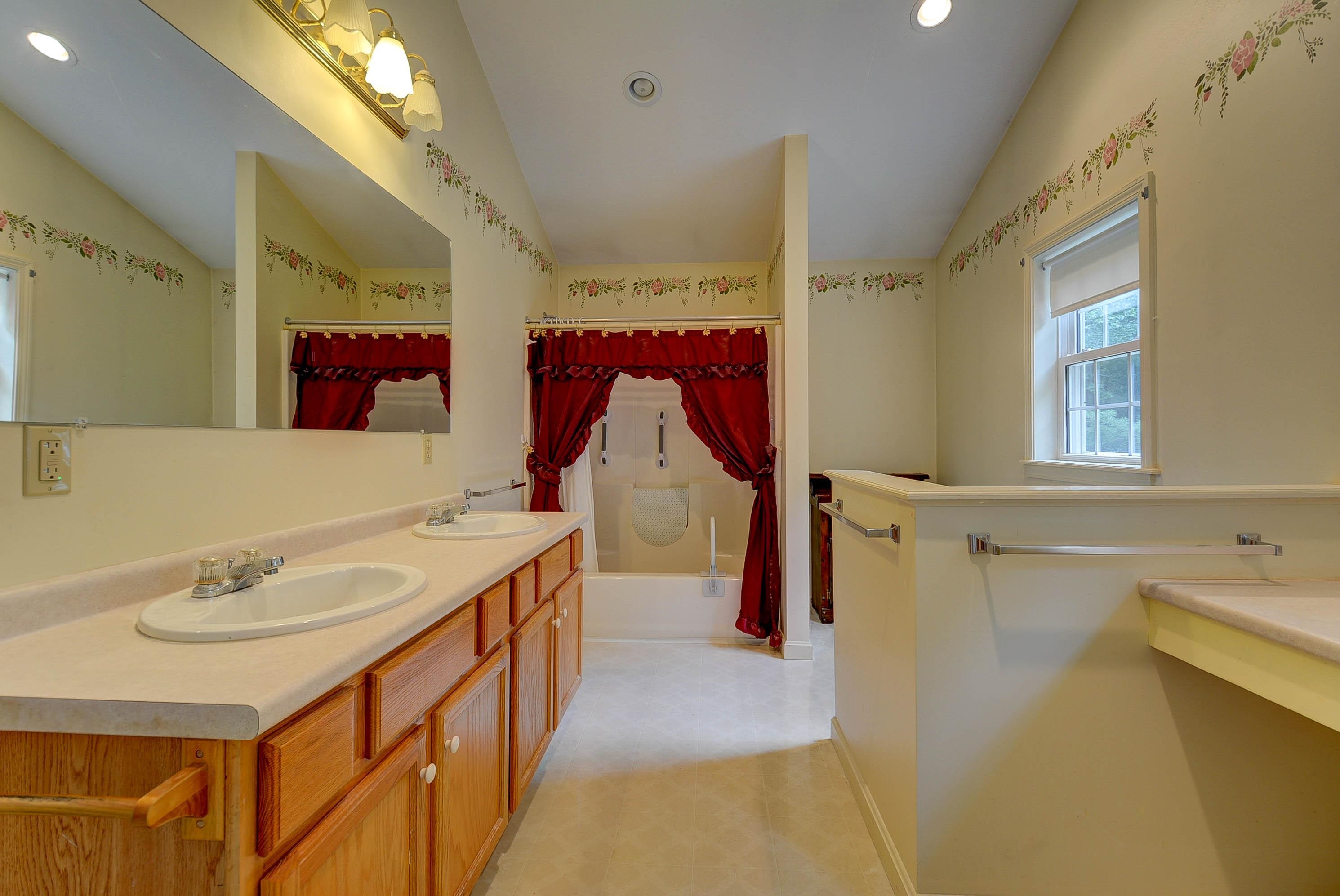 407 Dandiview Road Conway, NH 03860 - Photo 33 of 49