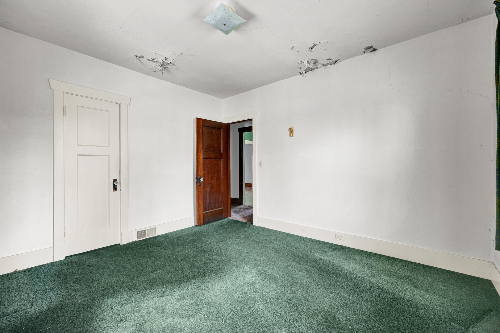 2319 5th Street Peru, IL 61354 - Photo 13 of 37 a view of an empty room