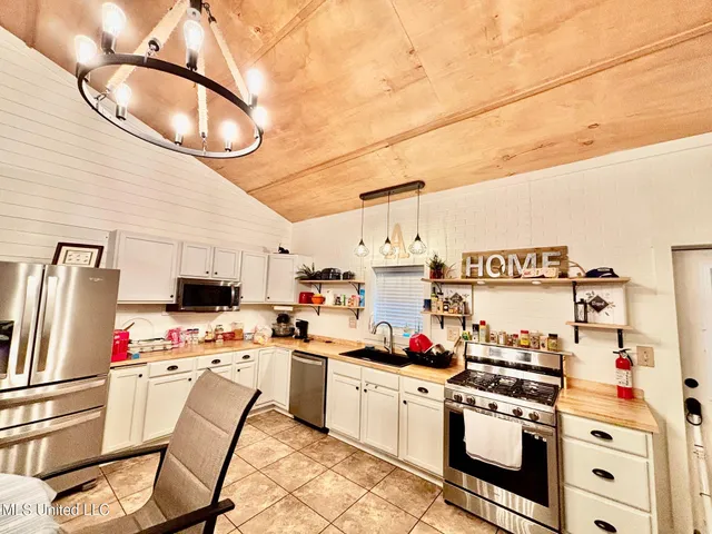 $355,500 | 1614 Highway 583, Jayess, MS 39641