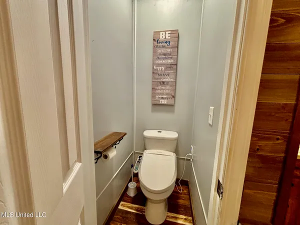 $355,500 | 1614 Highway 583, Jayess, MS 39641