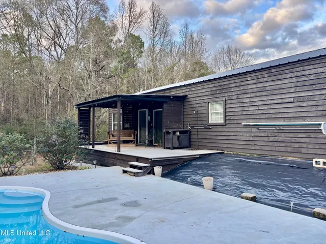 $355,500 | 1614 Highway 583, Jayess, MS 39641