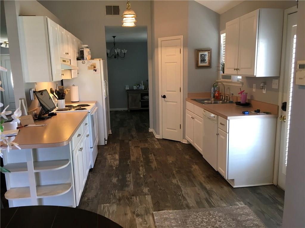 308 Coronado Drive Luling, LA 70070 - Photo 5 of 9