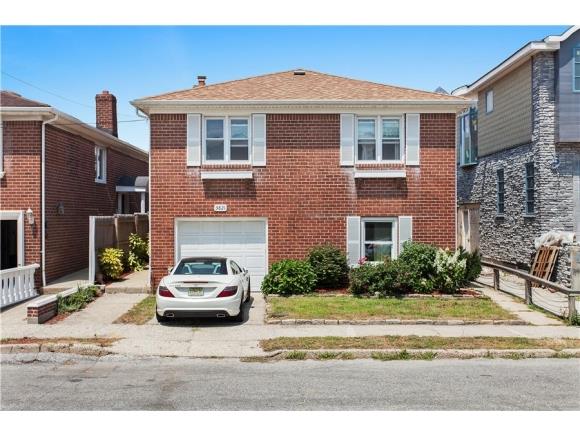 3821 Oceanview Avenue Brooklyn, NY 11224 - Photo 2 of 6 Front of house
