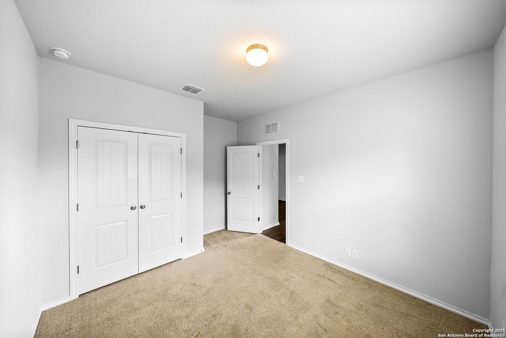 6723 Shiraz Way Converse, TX 78109 - Photo 23 of 33