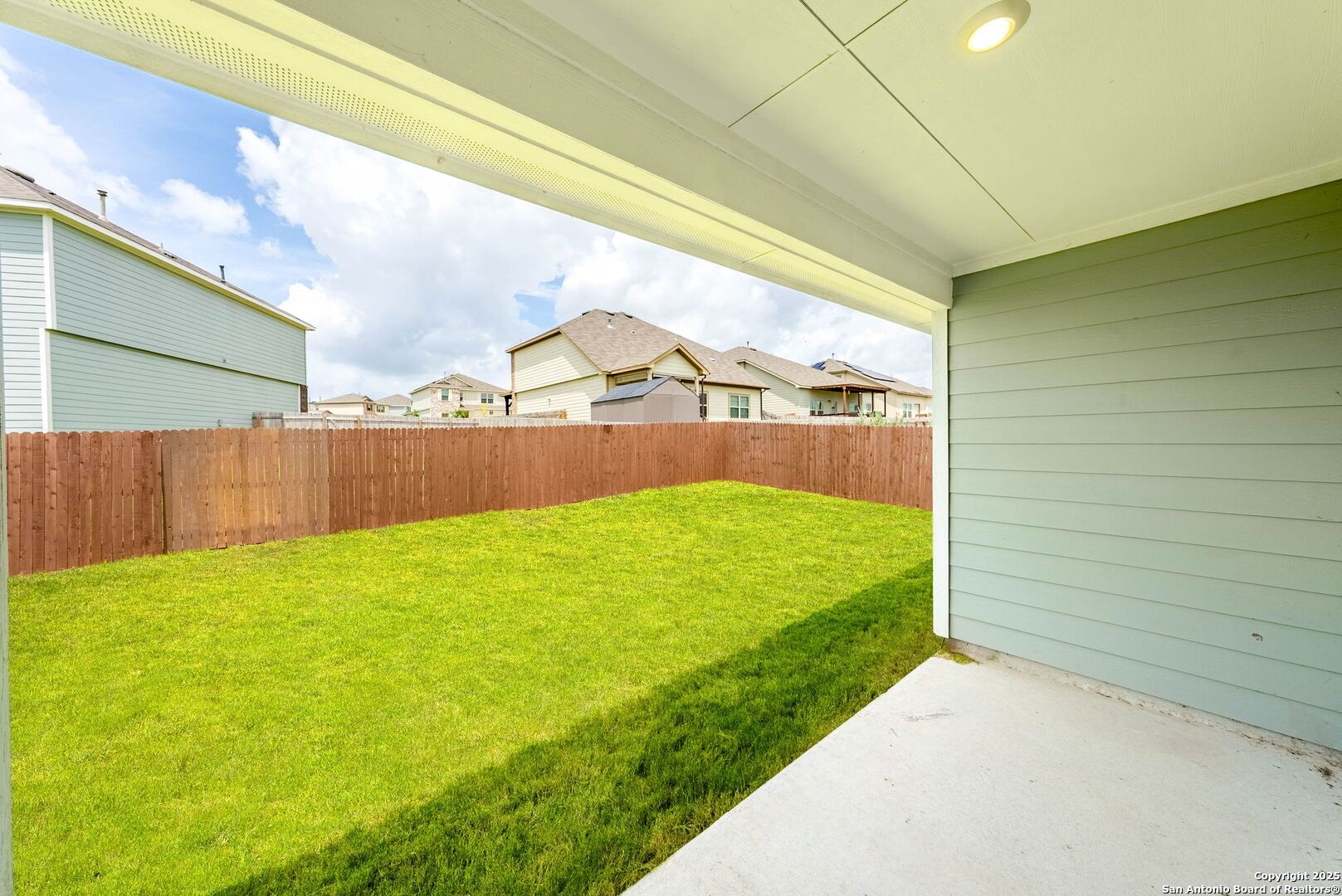 6723 Shiraz Way Converse, TX 78109 - Photo 29 of 33