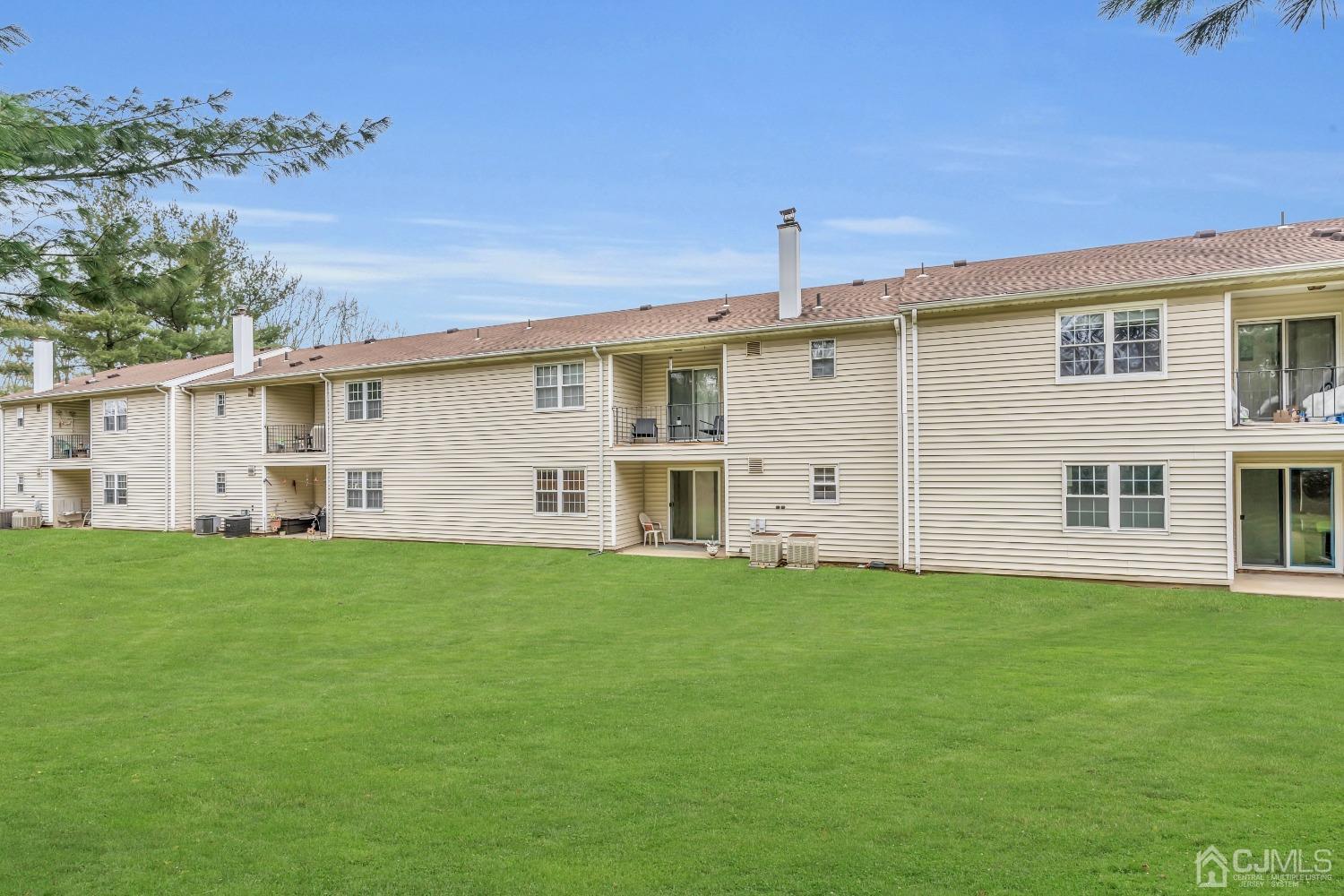 25 Hanover Square Middlesex, NJ 08846 - Photo 15 of 15 a view of a house with backyard