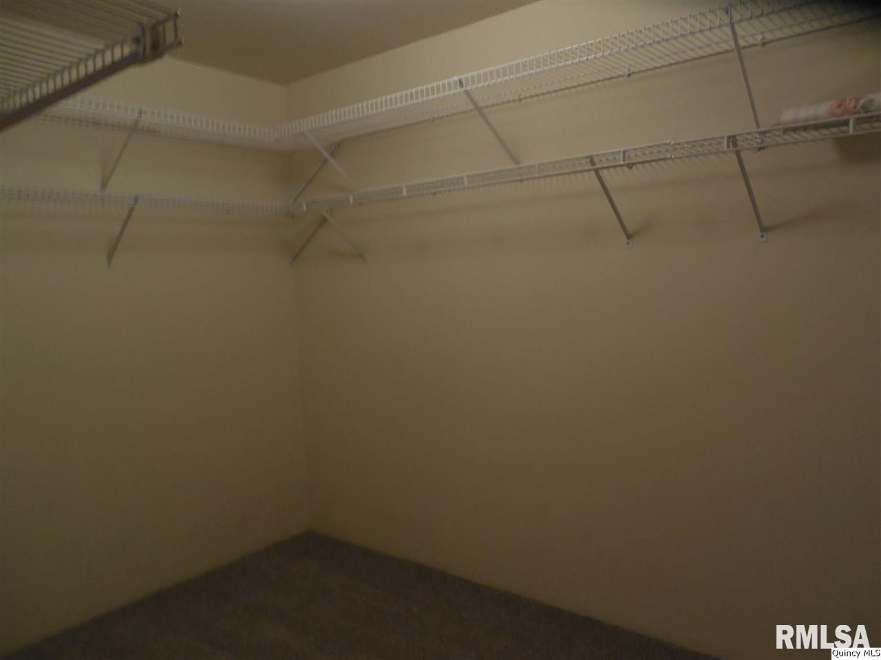 805 Monroe Street Quincy, IL 62301 - Photo 18 of 21 Gallery Image 18