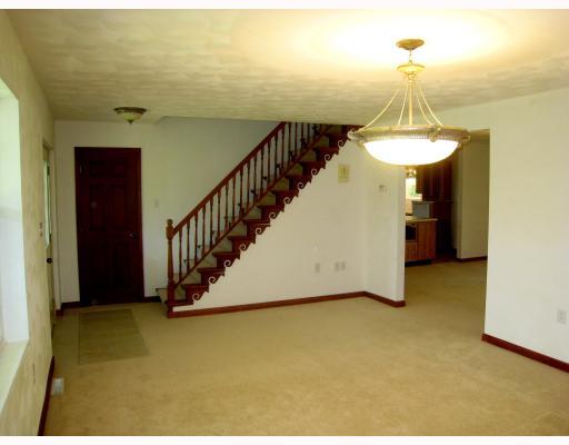 2013 Whipkey Road Connellsville, PA 15425 - Photo 4 of 8 Living Room.