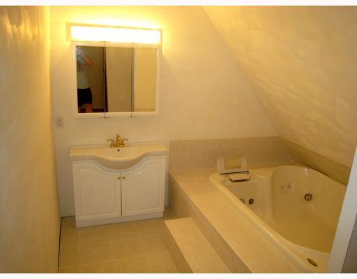 2013 Whipkey Road Connellsville, PA 15425 - Photo 6 of 8 Master Bath/Spa.