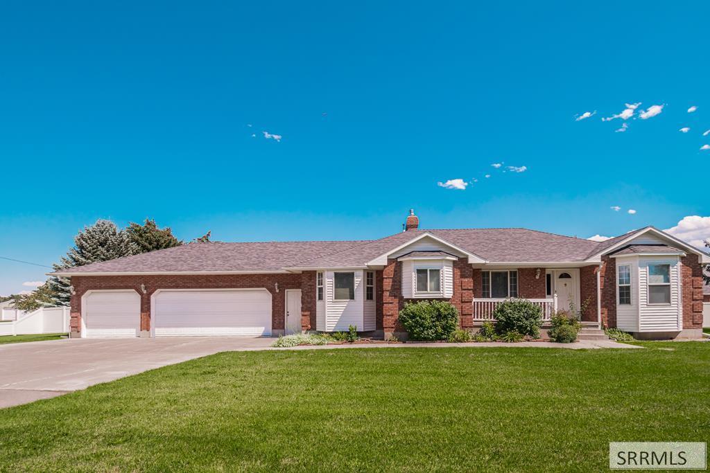 2576 North 50th East