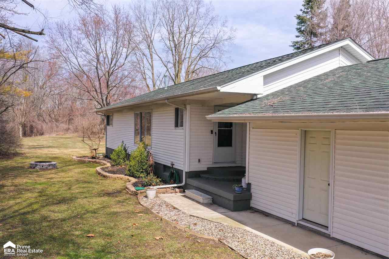 6309 Lapeer Road Burton, MI 48509 - Photo 61 of 61 50068535-67.JPG