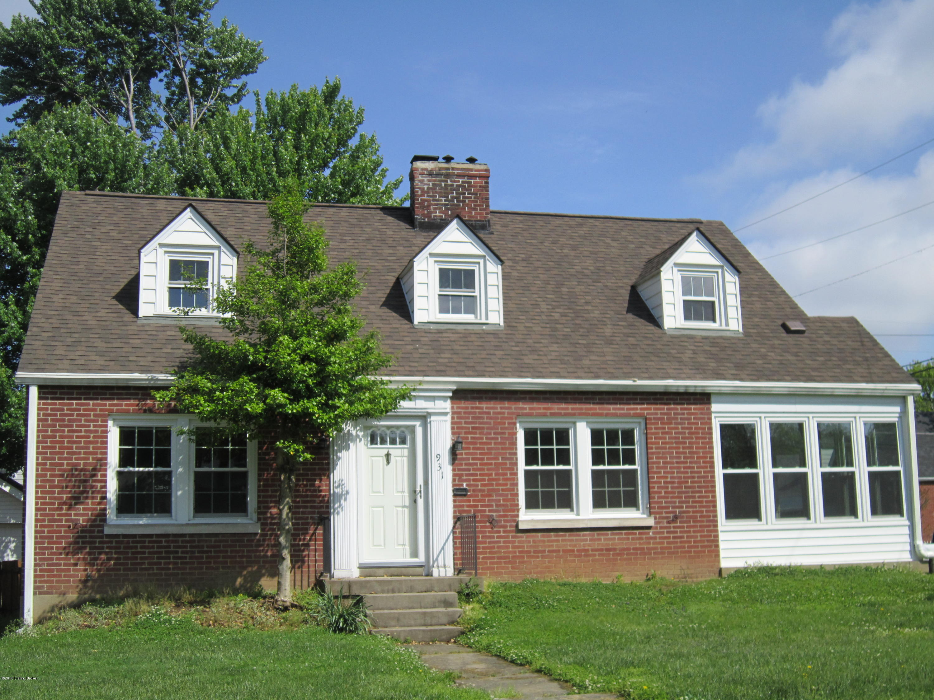 931 Greenleaf Road Louisville, KY 40213 - Photo 1 of 18 IMG_0841