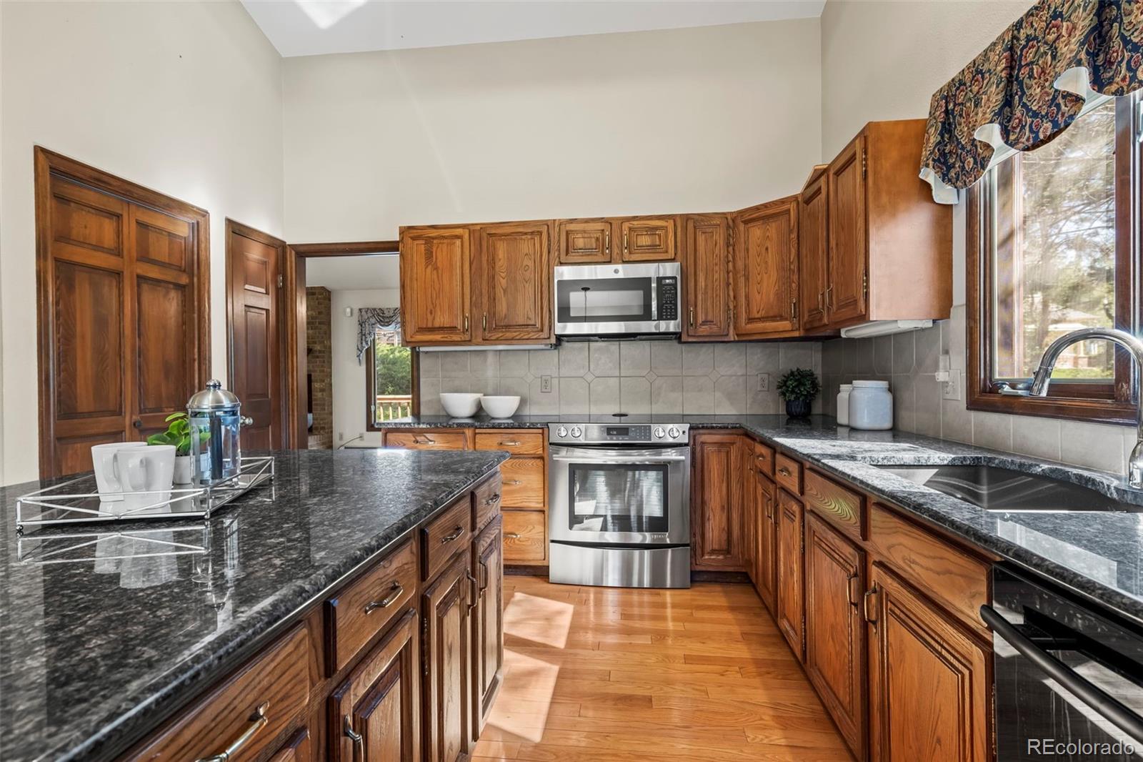 7175 Four Rivers Road Boulder, CO 80301 - Photo 11 of 32