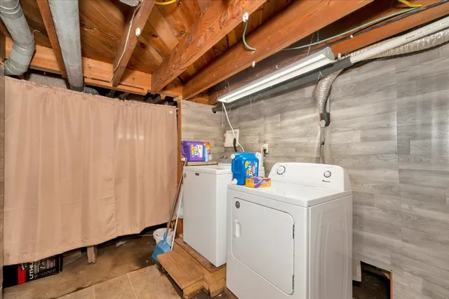 $190,000 | 4616 W Road, Moose Lake, MN 55767