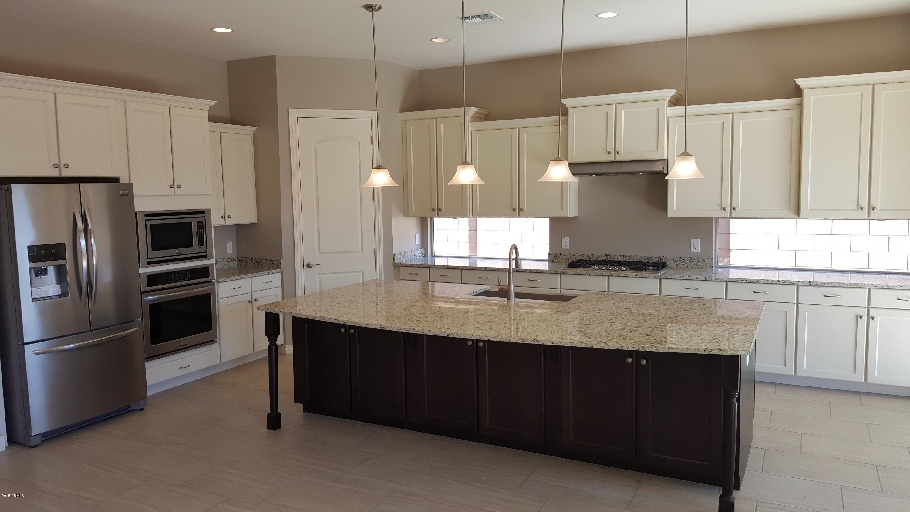229 East Powell Way Chandler, AZ 85249 - Photo 2 of 10 Chef's Kitchen!