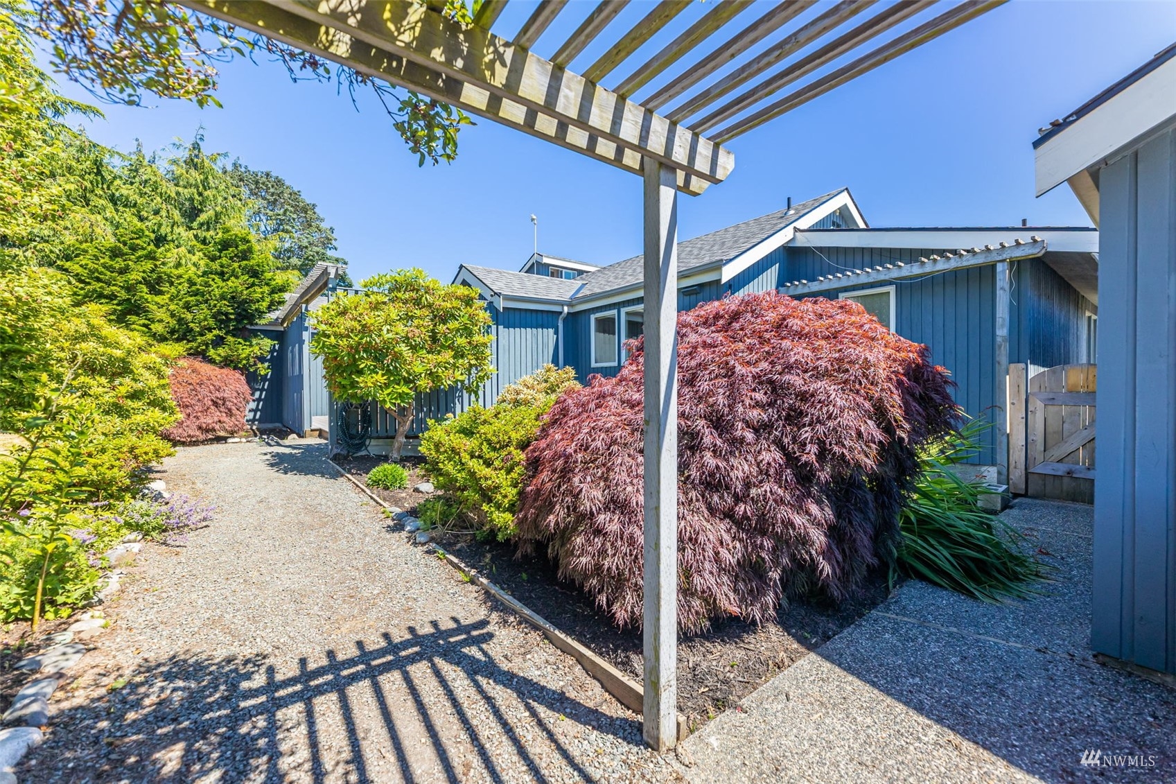 4855 Berg Road Clinton, WA 98236 - Photo 4 of 40 Gallery Image 4