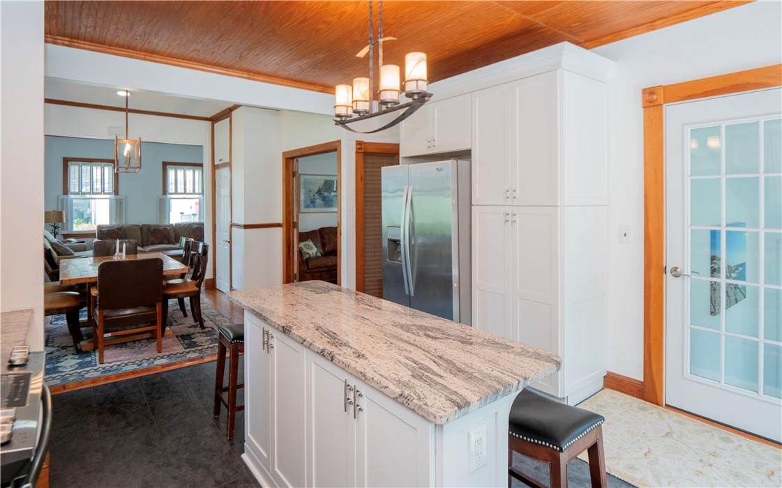 8 Prescott Hall Road Newport, RI 02840 - Photo 16 of 45