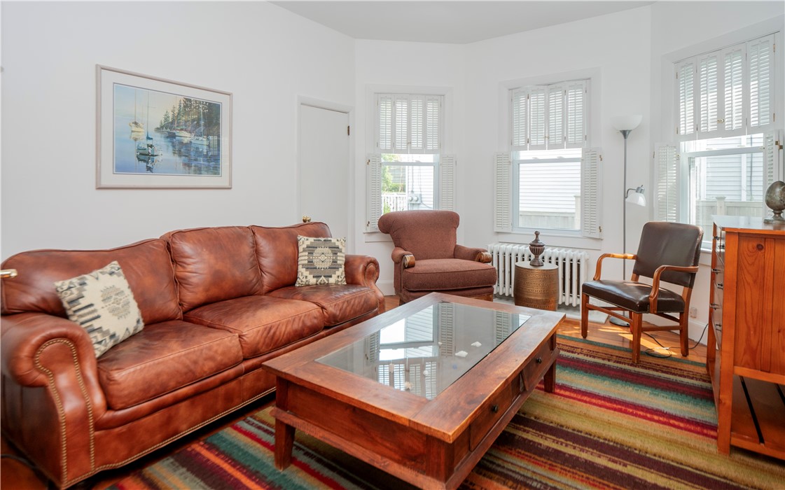 8 Prescott Hall Road Newport, RI 02840 - Photo 20 of 45
