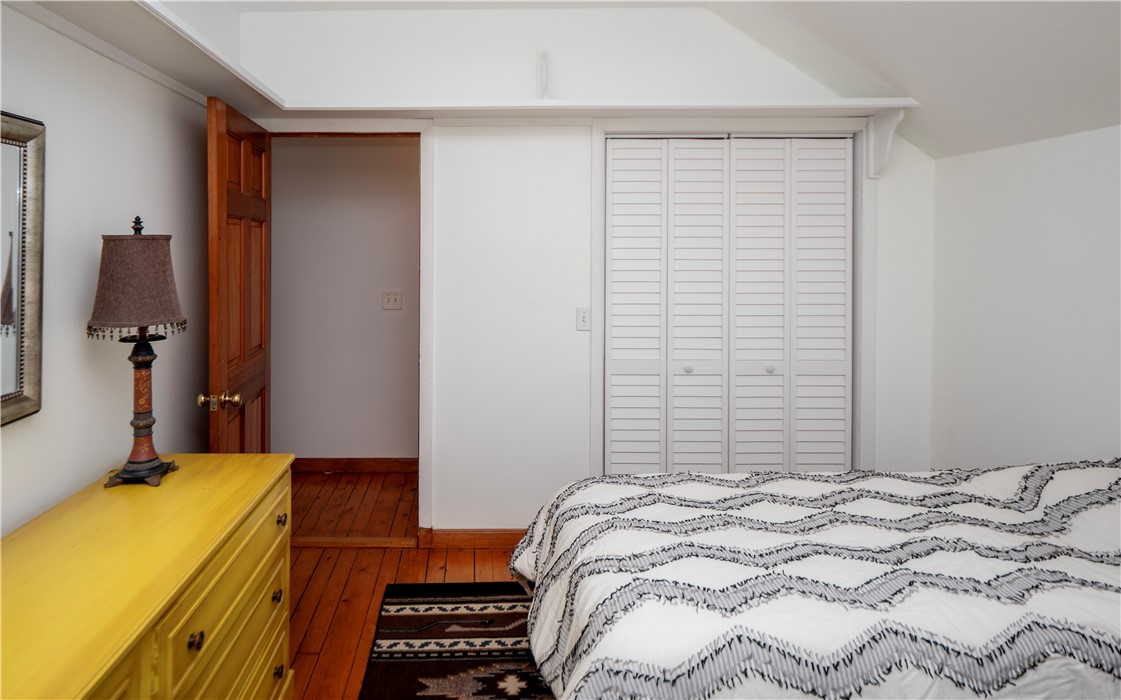 8 Prescott Hall Road Newport, RI 02840 - Photo 34 of 45
