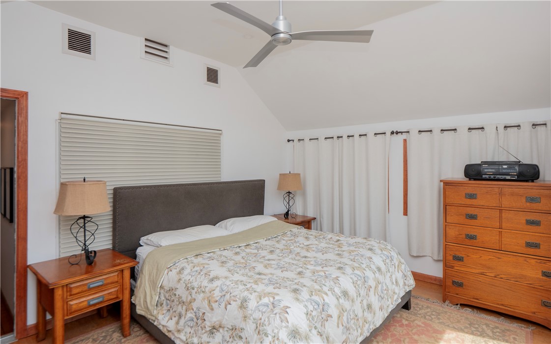 8 Prescott Hall Road Newport, RI 02840 - Photo 39 of 45