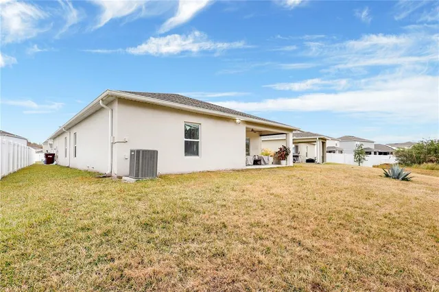 $439,990 | 585 Pink Ibis Bend, St. Cloud, FL 34772