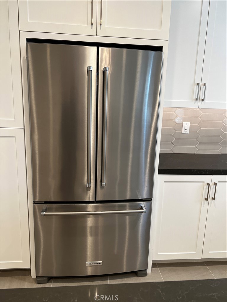 155 Hideaway Loop Mission Viejo, CA 92692 - Photo 11 of 18 a close view of refrigerator