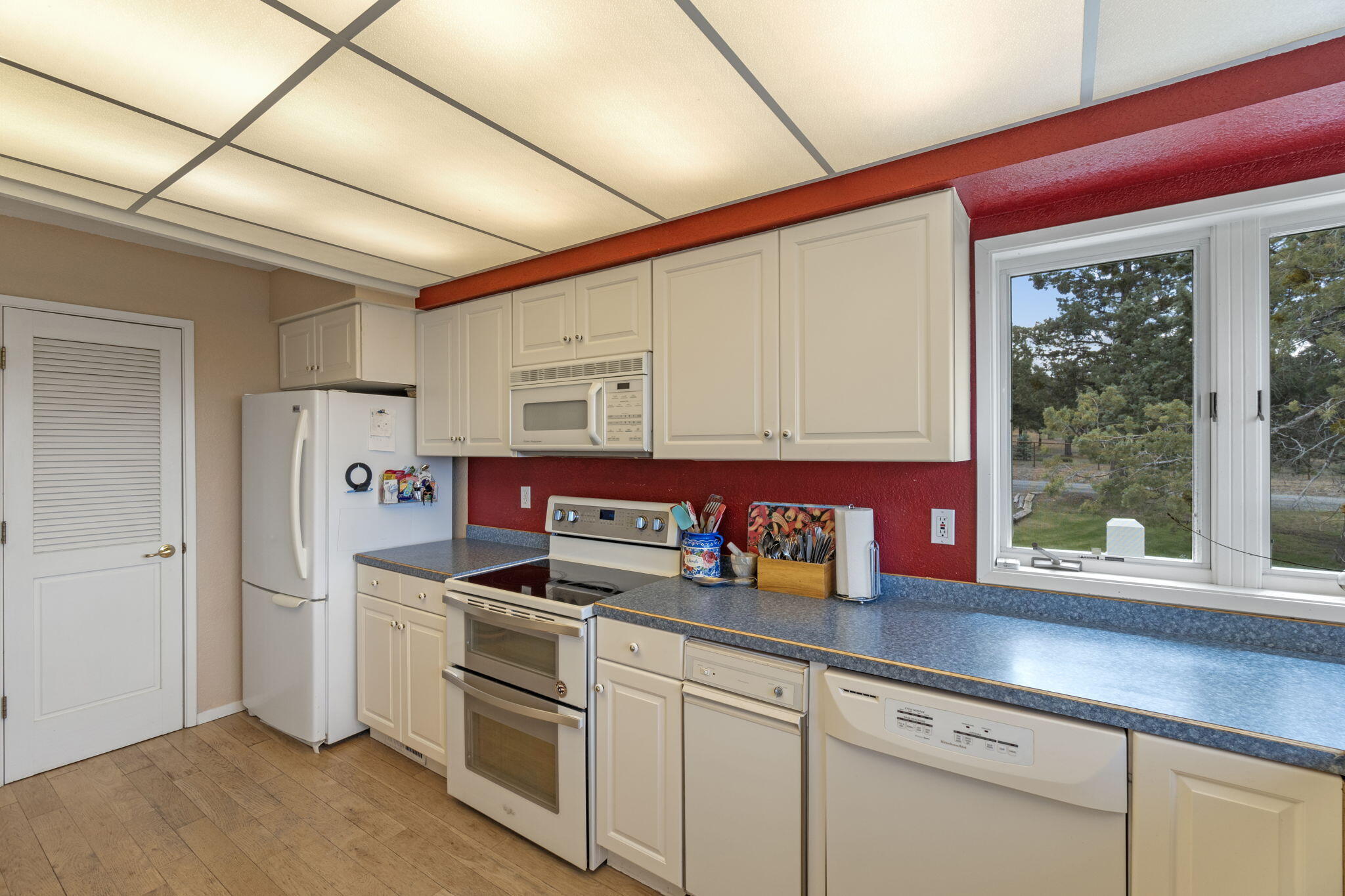 17722 Pope Road Merrill, OR 97633 - Photo 15 of 61 a kitchen with stainless steel appliances granite countertop a refrigerator and a sink