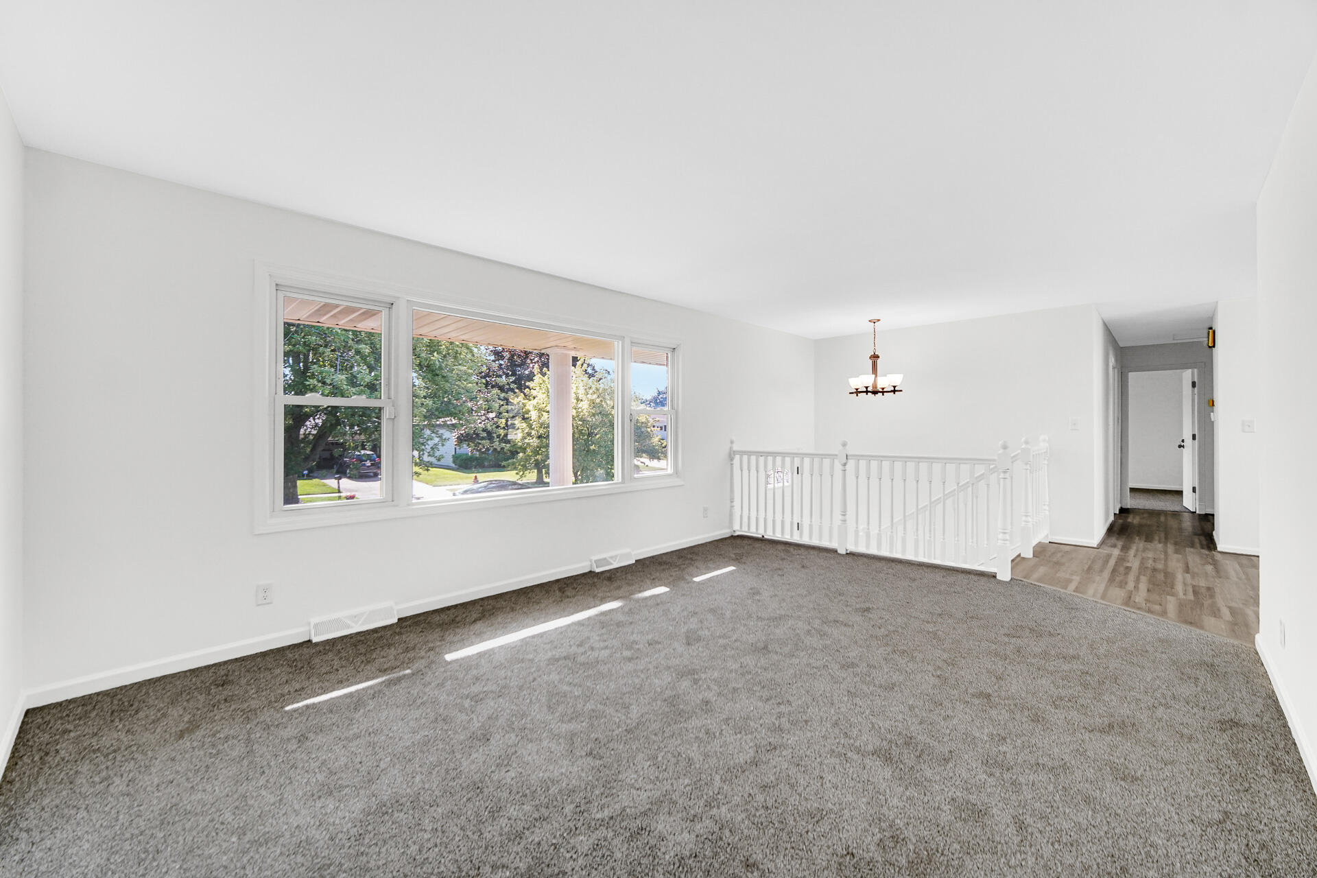 9430 Cleveland Street Crown Point, IN 46307 - Photo 12 of 21 1920x1280