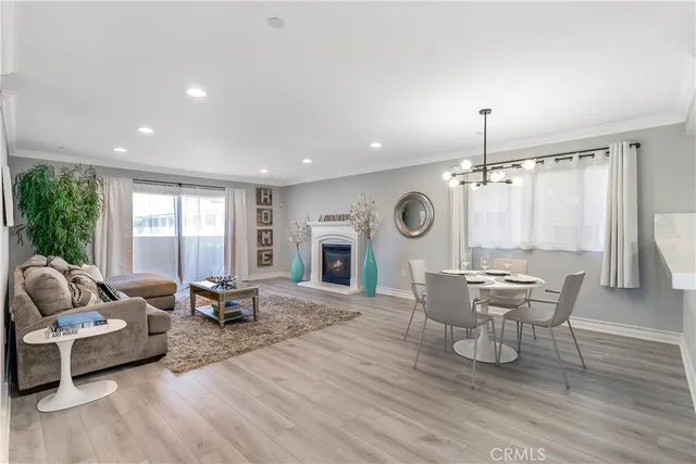 $1,100,000 | 1417 South Westgate Avenue, Unit 203, Los Angeles, CA 90025