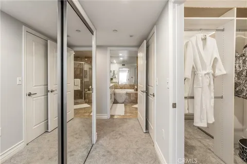 $1,085,000 | 1417 South Westgate Avenue, Unit 203, Los Angeles, CA 90025