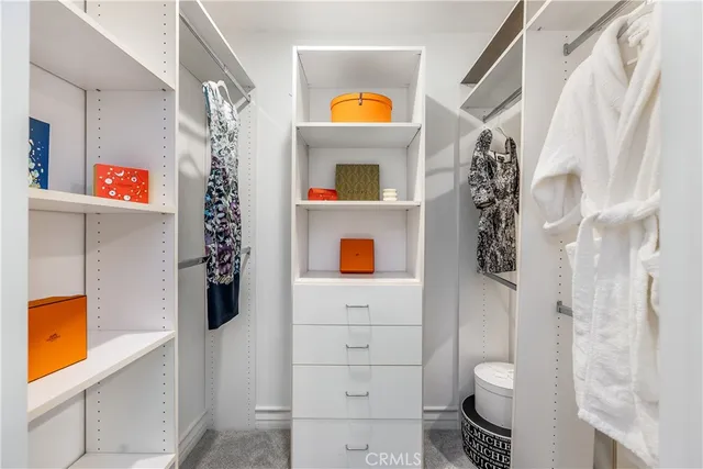 $1,100,000 | 1417 South Westgate Avenue, Unit 203, Los Angeles, CA 90025