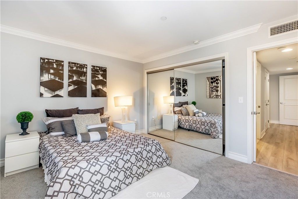 1417 South Westgate Avenue, Unit 203 Los Angeles, CA 90025 - Photo 26 of 29