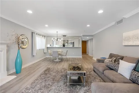 $1,085,000 | 1417 South Westgate Avenue, Unit 203, Los Angeles, CA 90025