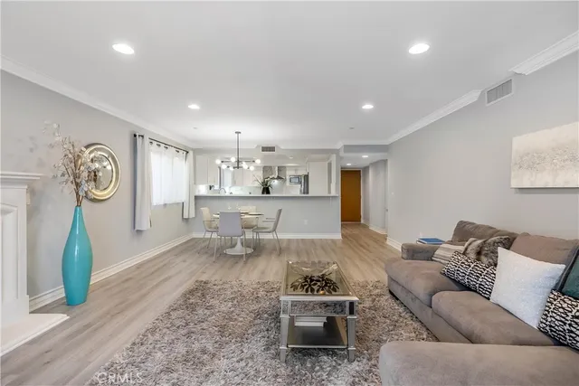 $1,100,000 | 1417 South Westgate Avenue, Unit 203, Los Angeles, CA 90025