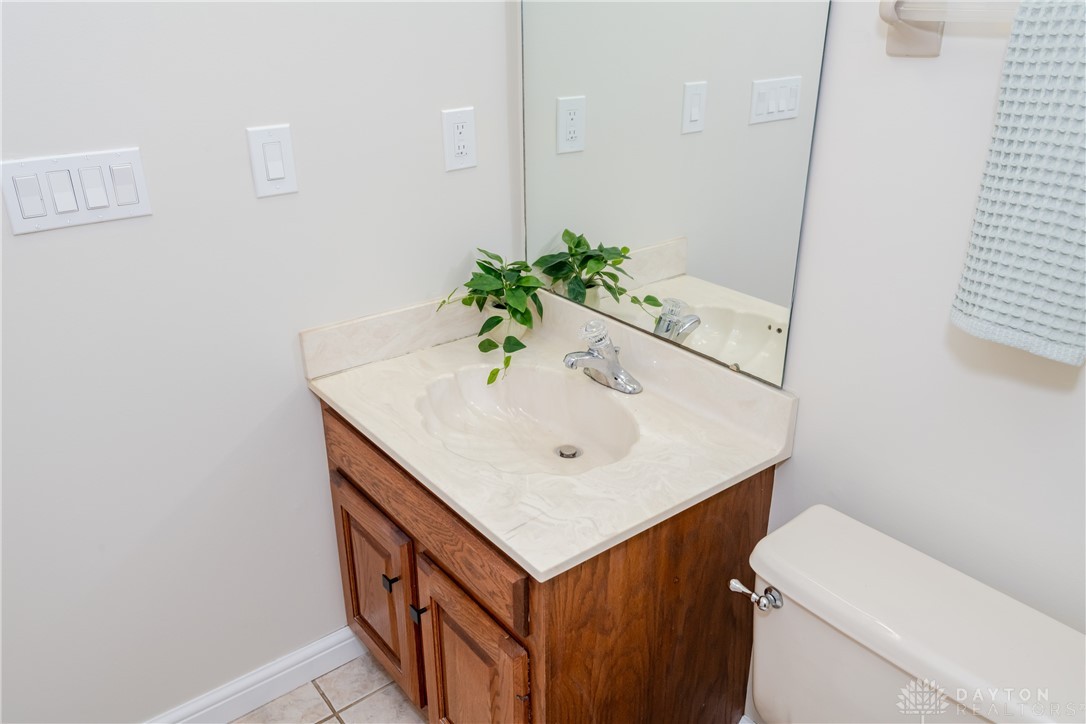 137 Cross Ridge Drive Kettering, OH 45429 - Photo 19 of 39