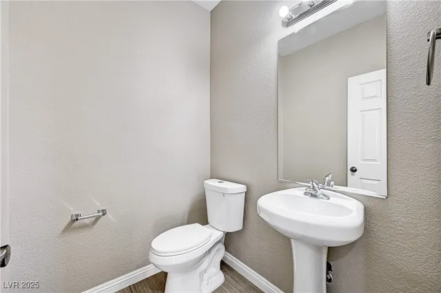 $2,100 | 9110 Rushing Wind Avenue, Las Vegas, NV 89148