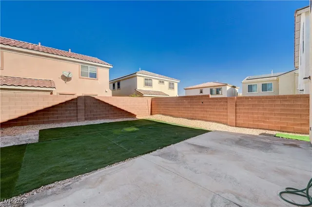 $2,100 | 9110 Rushing Wind Avenue, Las Vegas, NV 89148
