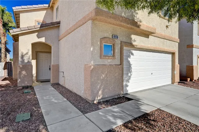 $2,100 | 9110 Rushing Wind Avenue, Las Vegas, NV 89148