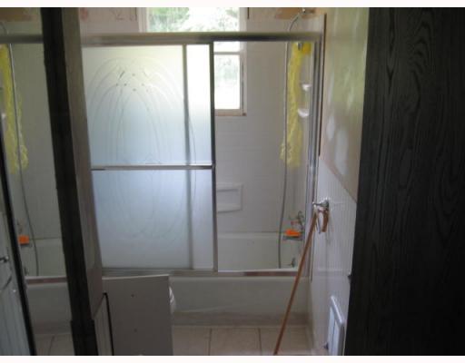 1690 Gilmar Road Apollo, PA 15613 - Photo 6 of 6 Master Bath/Spa.