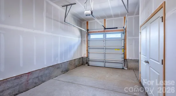 $2,900 | 2635 West Trade Street, Unit ASHER, Charlotte, NC 28208