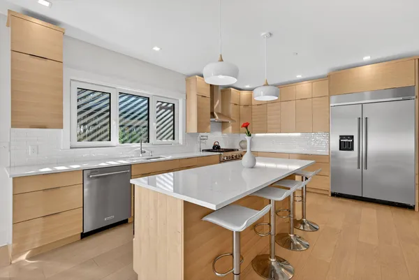 $1,650,000 | 55 Hawthorne Lane, South Portland, ME 04106