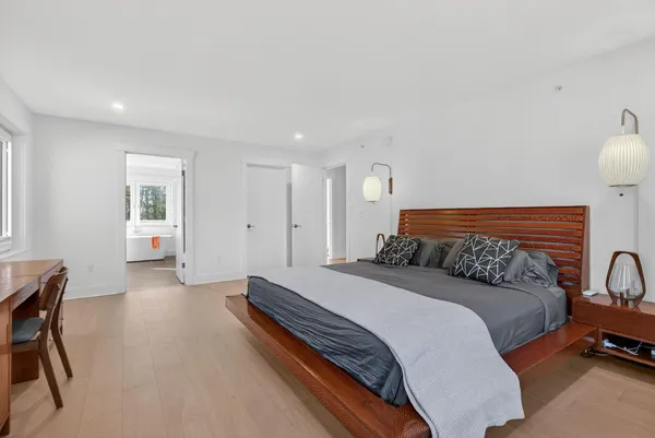 $1,650,000 | 55 Hawthorne Lane, South Portland, ME 04106